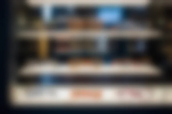 厦门臻医医疗美容门诊部唇部丰盈/唇珠服务现价表：原价2980元起，现仅需1980元起，助您轻松打造迷人双唇！