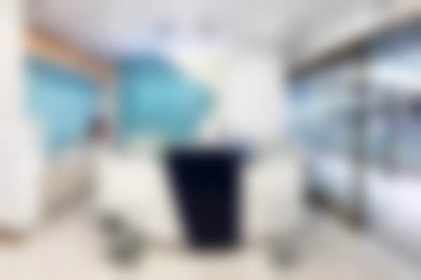 六、重庆维乐享口腔门诊部荣誉资质与患者口碑，见证品牌实力