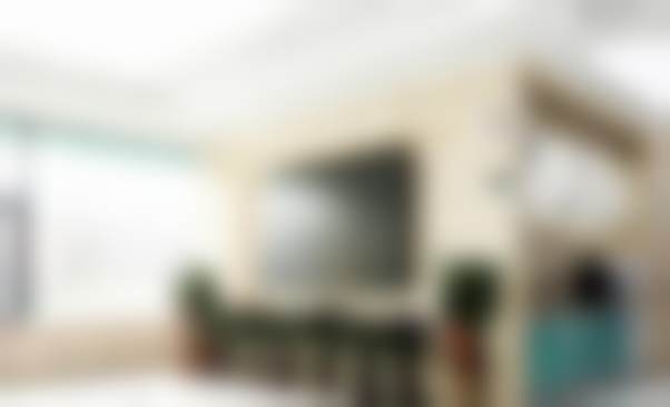 二、深圳正恩口腔门诊部岗头店医生团队，打造专精诊疗服务