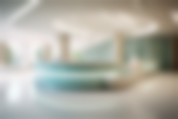 二、武汉牙基地口腔门诊部医生团队，打造专精诊疗服务