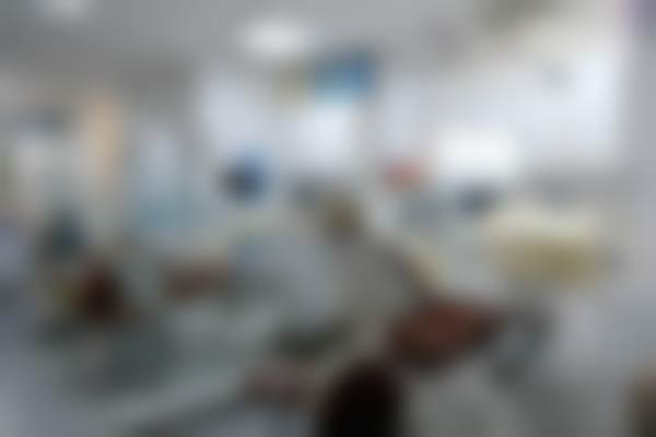 六、西安瑞泰口腔（曲江分院）荣誉资质与患者口碑，见证品牌实力