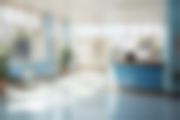 六、潮州和平鸽口腔门诊部荣誉资质与患者口碑，见证品牌实力