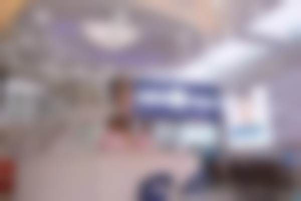 二、邢台兴诺口腔门诊部医生团队，打造专精诊疗服务