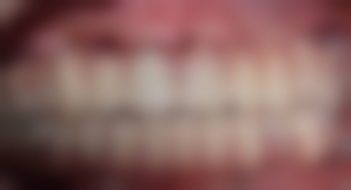 二、康雅美口腔门诊部医生团队，打造专精诊疗服务