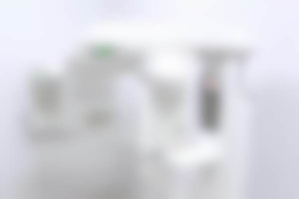 二、苏州康贝佳口腔门诊部医生团队，打造专精诊疗服务