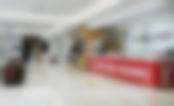 二、广州健业口腔医院医生团队，打造专精诊疗服务