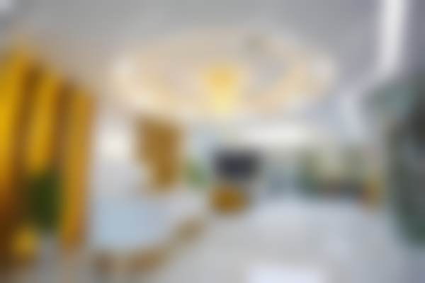 二、上海恒愿口腔门诊部医生团队，打造专精诊疗服务