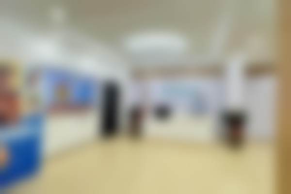 二、南安美林艾丽美口腔门诊部医生团队，打造专精诊疗服务