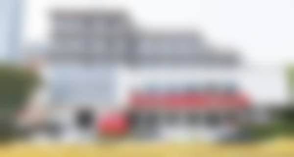 二、青岛黄岛维乐口腔医院（总院）医生团队，打造专精诊疗服务