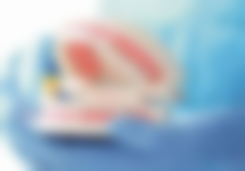 二、珠海金湾牙卫士口腔诊所(红旗店)医生团队，打造专精诊疗服务