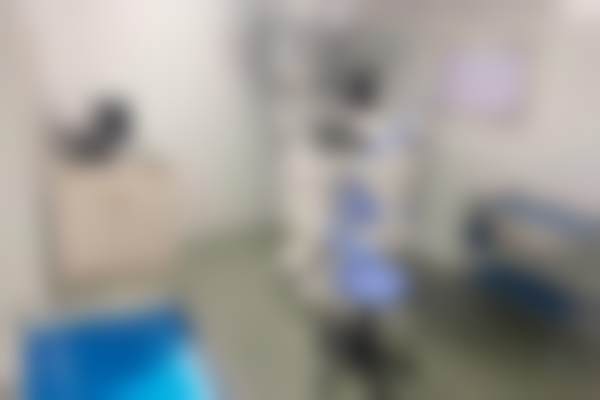 二、昆明靓颜口腔门诊部医生团队,打造专精诊疗服务