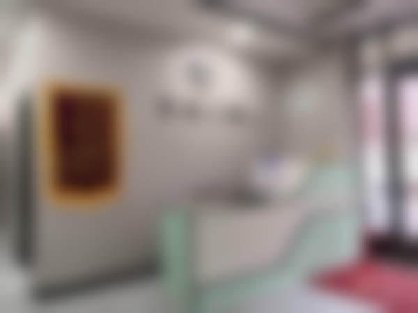二、大连玉心口腔诊所（二部）医生团队，打造专精诊疗服务