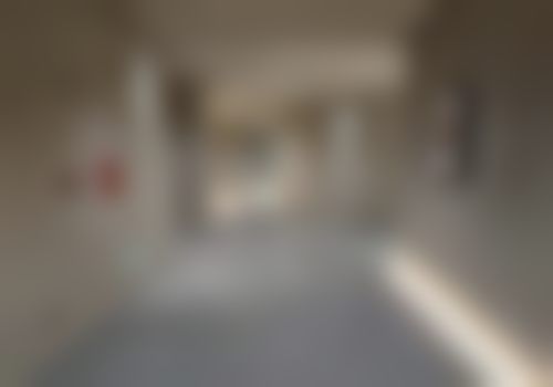 东莞万江中合口腔门诊部[种植牙]9800元起 博士导师领衔专业种植团队，配备先进诊疗设备，精准修复各类牙列缺损问题